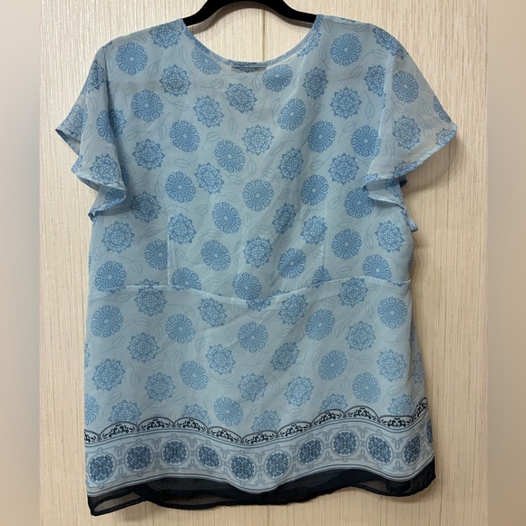 Trendy Lane Bryant Plus Size 2X Blue Boho Floral Print Empire Waist V-Neck Top - Picture 2 of 6